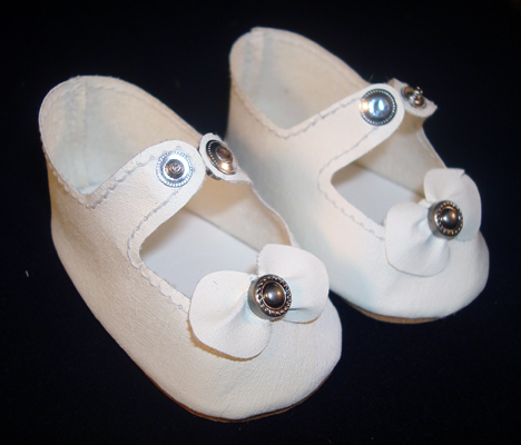 Shirley Temple Doll Center Snap Shoes